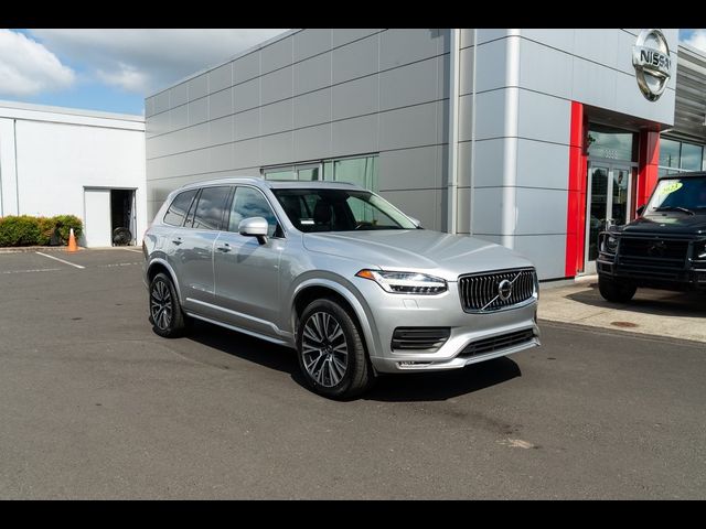 2021 Volvo XC90 Momentum