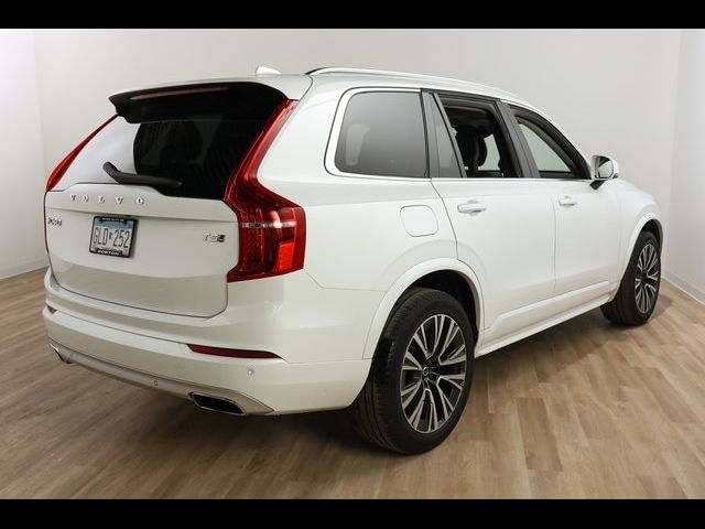 2021 Volvo XC90 Momentum