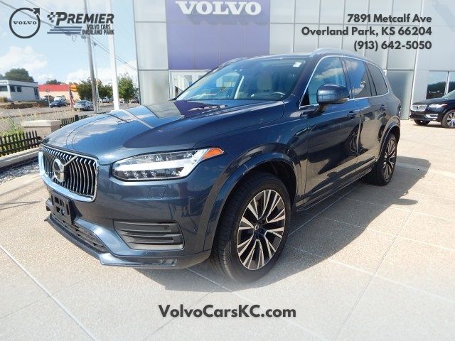 2021 Volvo XC90 Momentum