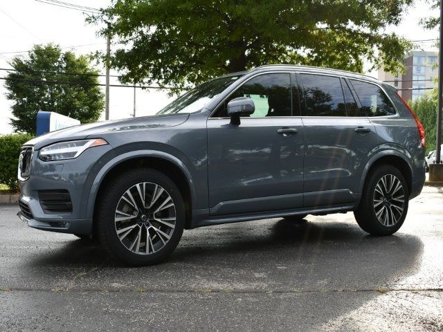 2021 Volvo XC90 Momentum