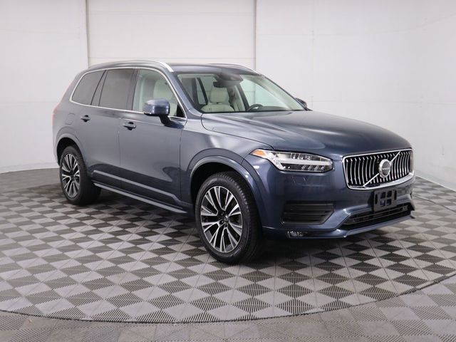 2021 Volvo XC90 Momentum