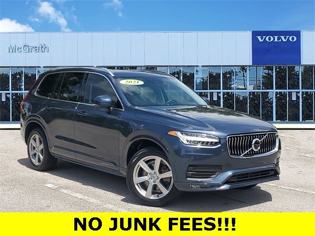 2021 Volvo XC90 Momentum