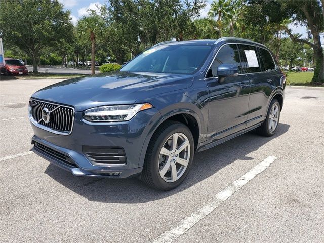 2021 Volvo XC90 Momentum