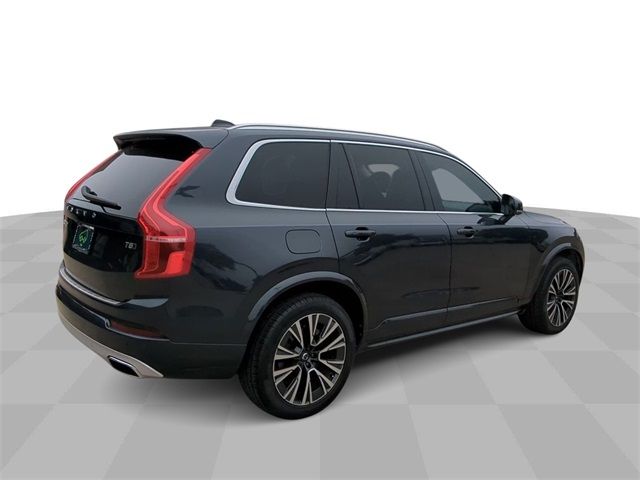 2021 Volvo XC90 Momentum