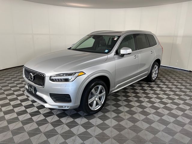 2021 Volvo XC90 Momentum