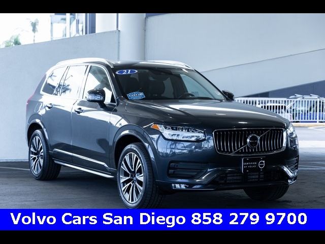 2021 Volvo XC90 Momentum