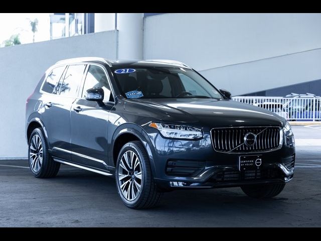 2021 Volvo XC90 Momentum