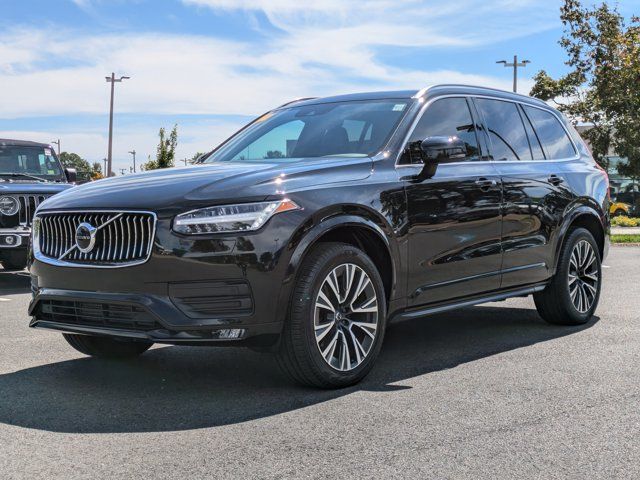 2021 Volvo XC90 Momentum