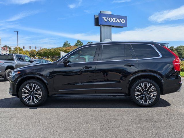 2021 Volvo XC90 Momentum