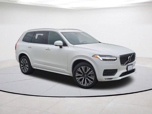 2021 Volvo XC90 Momentum