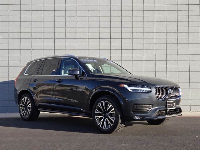 2021 Volvo XC90 Momentum