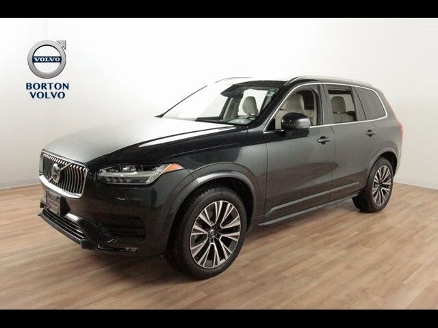 2021 Volvo XC90 Momentum