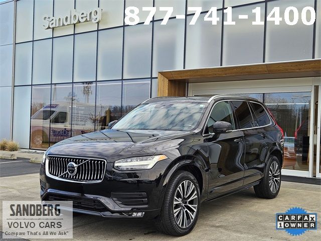 2021 Volvo XC90 Momentum