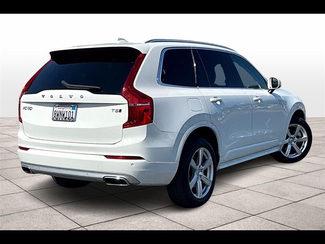 2021 Volvo XC90 Momentum