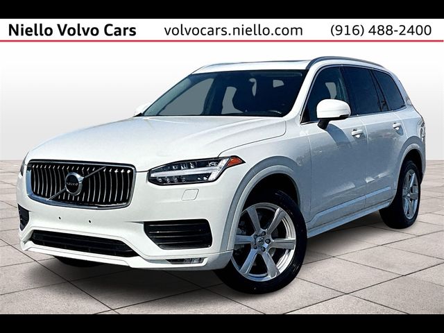 2021 Volvo XC90 Momentum