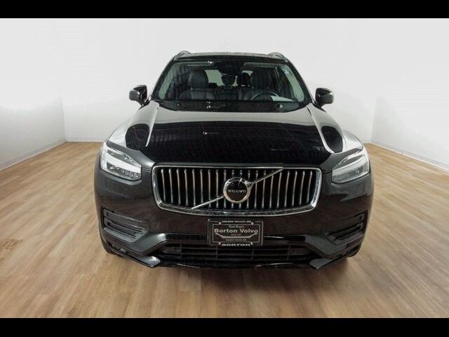 2021 Volvo XC90 Momentum