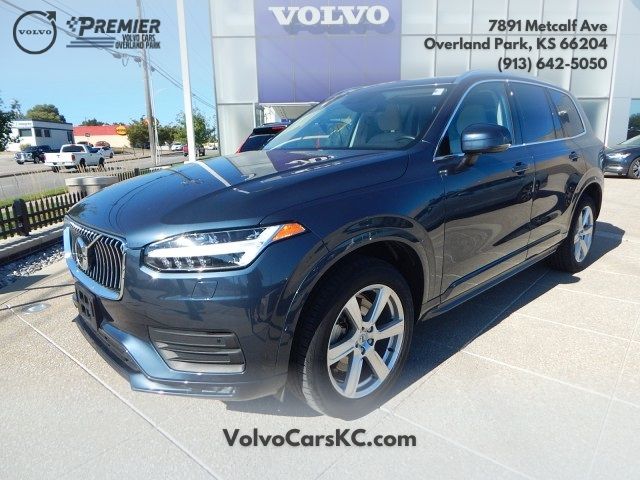 2021 Volvo XC90 Momentum