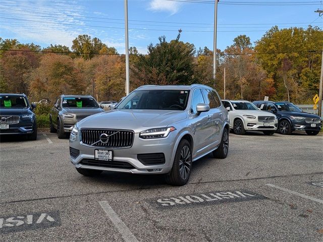 2021 Volvo XC90 Momentum