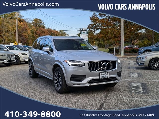 2021 Volvo XC90 Momentum