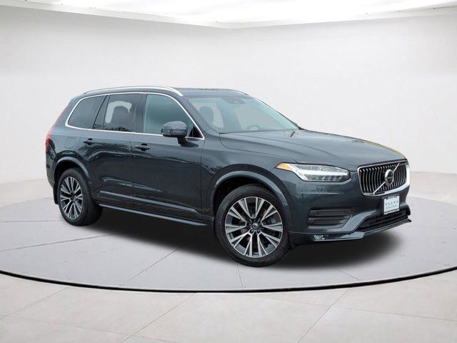 2021 Volvo XC90 Momentum