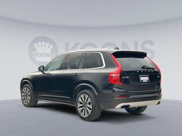 2021 Volvo XC90 Momentum