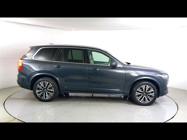 2021 Volvo XC90 Momentum