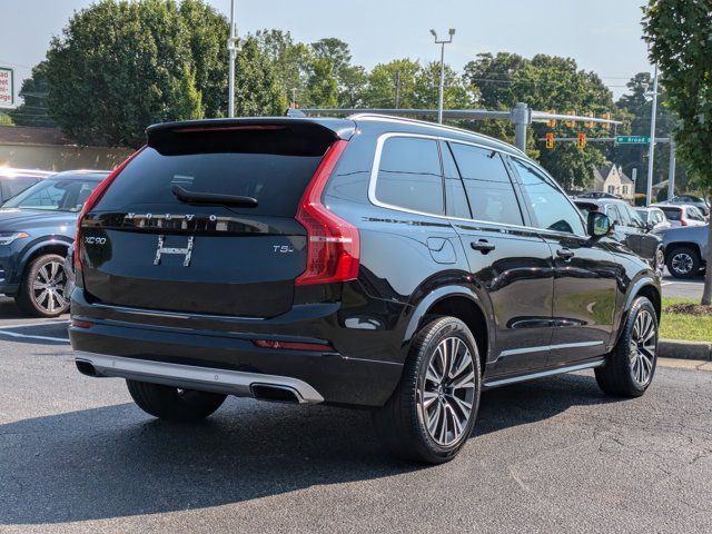 2021 Volvo XC90 Momentum