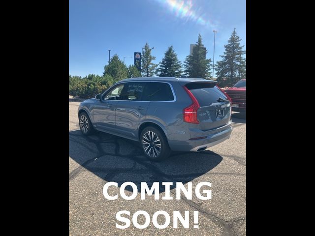 2021 Volvo XC90 Momentum