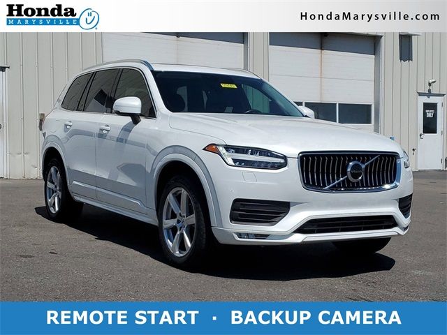 2021 Volvo XC90 Momentum