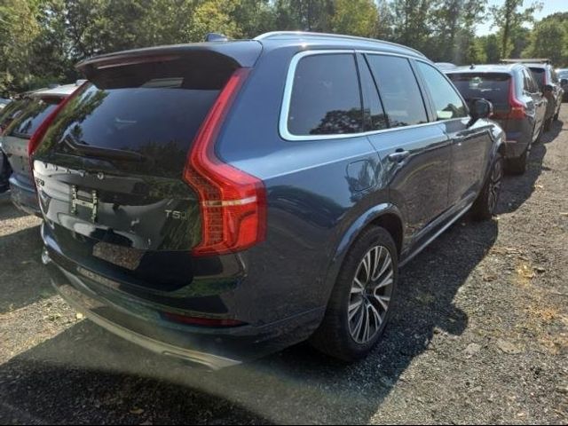 2021 Volvo XC90 Momentum