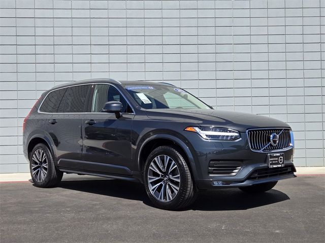 2021 Volvo XC90 Momentum