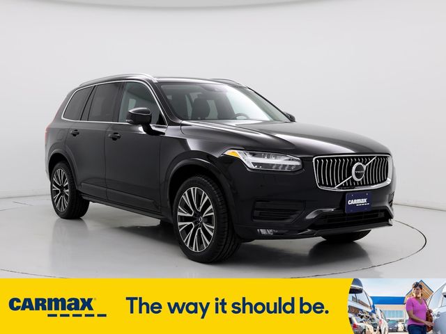 2021 Volvo XC90 Momentum