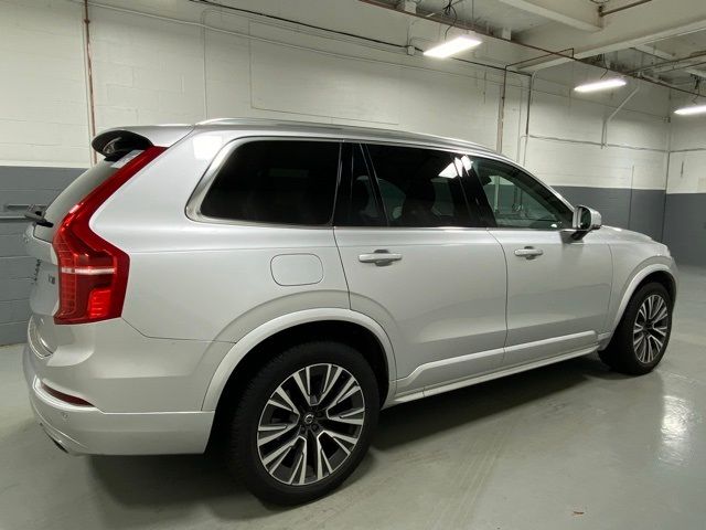 2021 Volvo XC90 Momentum