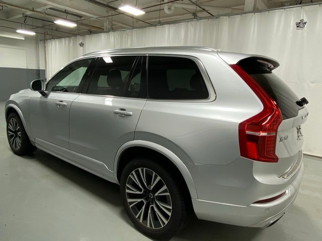 2021 Volvo XC90 Momentum