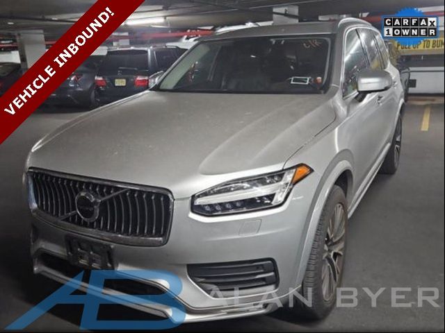 2021 Volvo XC90 Momentum