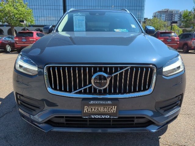 2021 Volvo XC90 Momentum