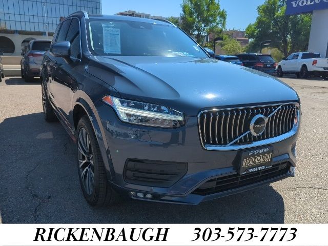 2021 Volvo XC90 Momentum