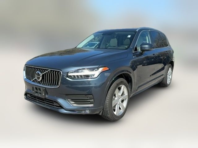2021 Volvo XC90 Momentum