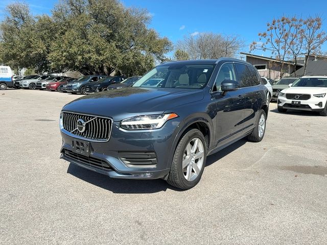2021 Volvo XC90 Momentum