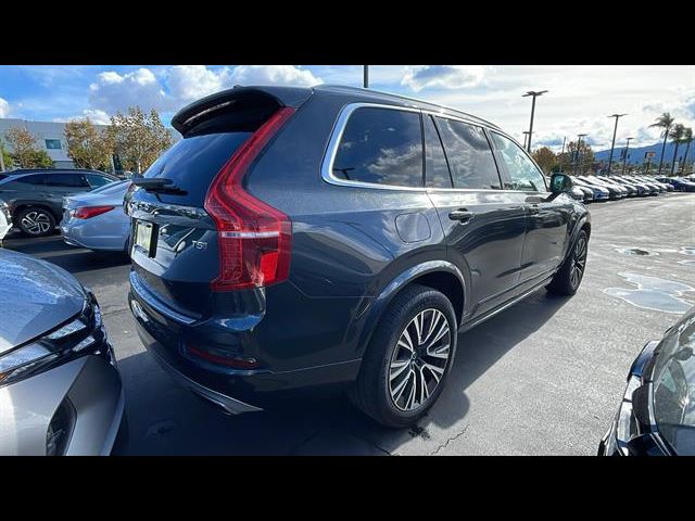 2021 Volvo XC90 Momentum