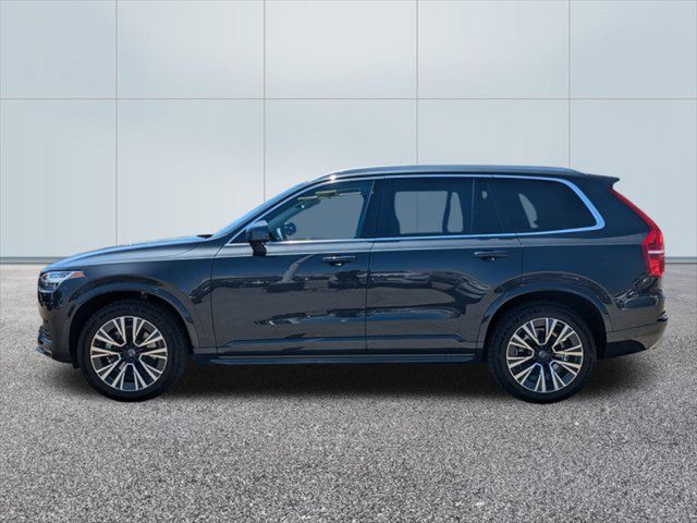 2021 Volvo XC90 Momentum