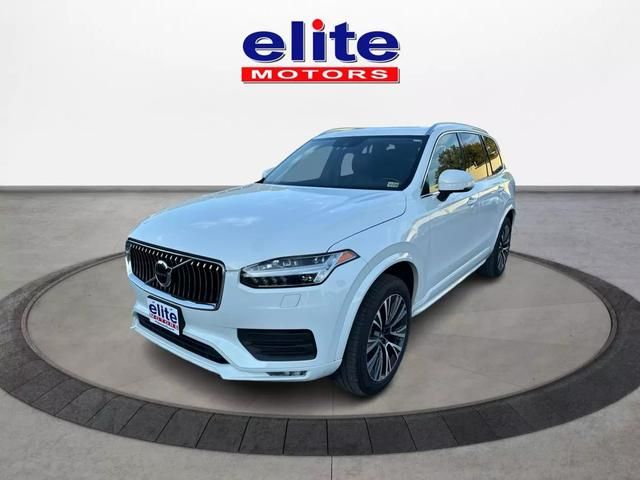 2021 Volvo XC90 Momentum