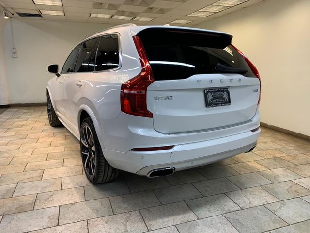 2021 Volvo XC90 Momentum