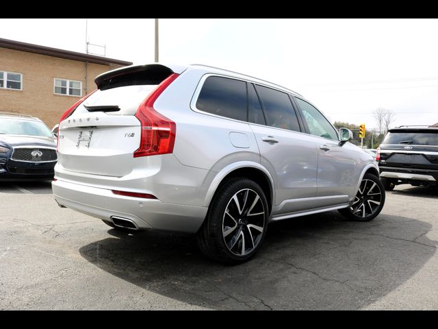 2021 Volvo XC90 Momentum