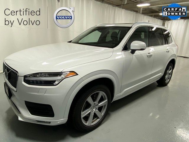 2021 Volvo XC90 Momentum