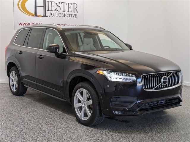 2021 Volvo XC90 Momentum