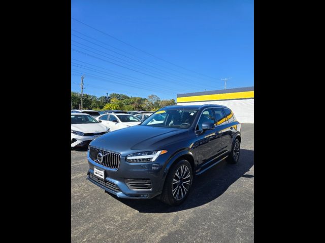 2021 Volvo XC90 Momentum