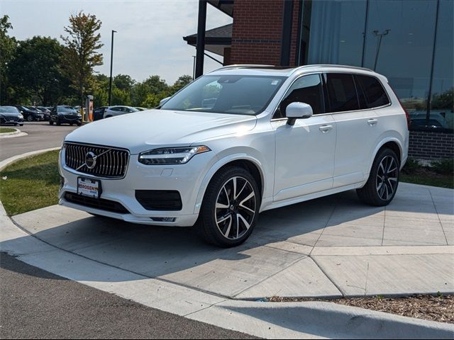 2021 Volvo XC90 Momentum