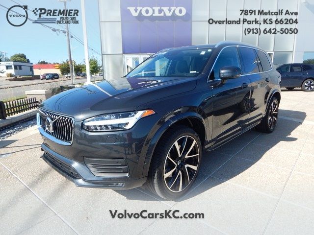 2021 Volvo XC90 Momentum