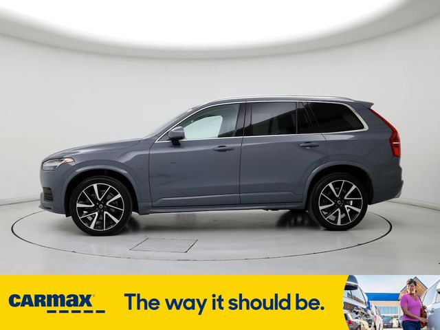 2021 Volvo XC90 Momentum